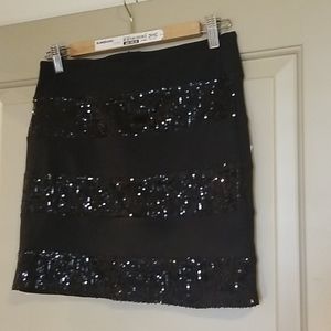 NWT zipper sequin skirt